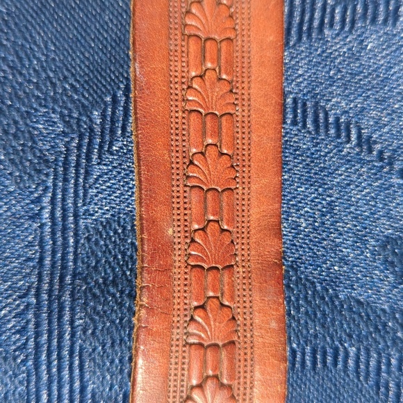 Vintage Belt - Picture 5 of 12